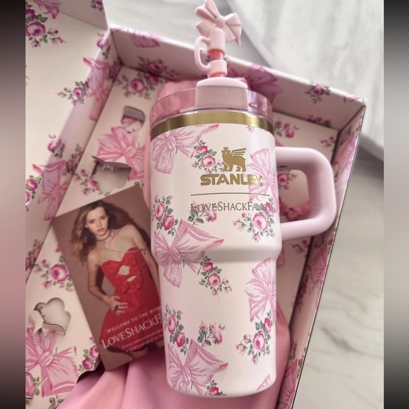 Stanley love shack fancy water bottle - Picture 3 of 4